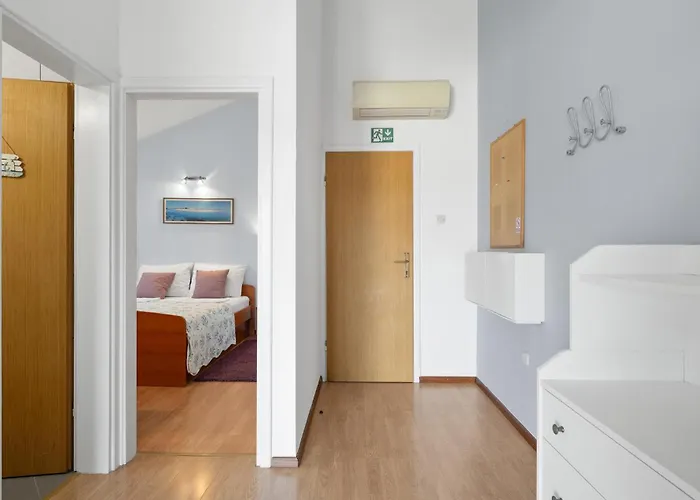 Cozy In With Wifi 아파트 *